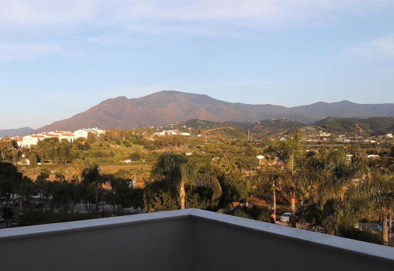 Boulevard 305 * Estepona